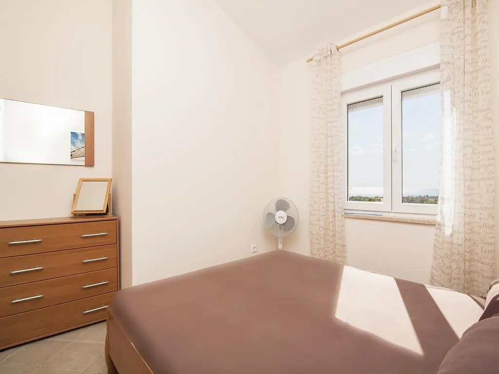 Apartment Mare Visum Peroj